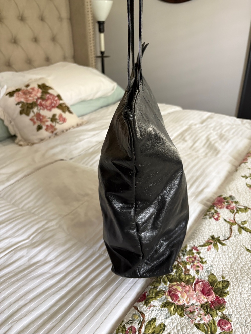 Latico Soft Leather Black Tote Bag Double Strap Zipper Top - Picture 4 of 12